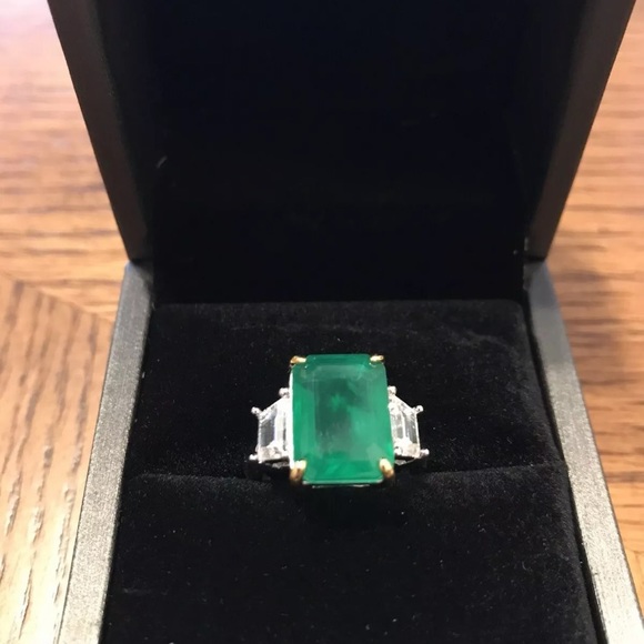 925 Sterling Silver Ring Emerald Size 6  BRAND NEW.. FREE SHIPPING! - Picture 4 of 6